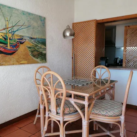 Sunny Apartment Ouramar, In Oura Beach, Albufeira Apartmán